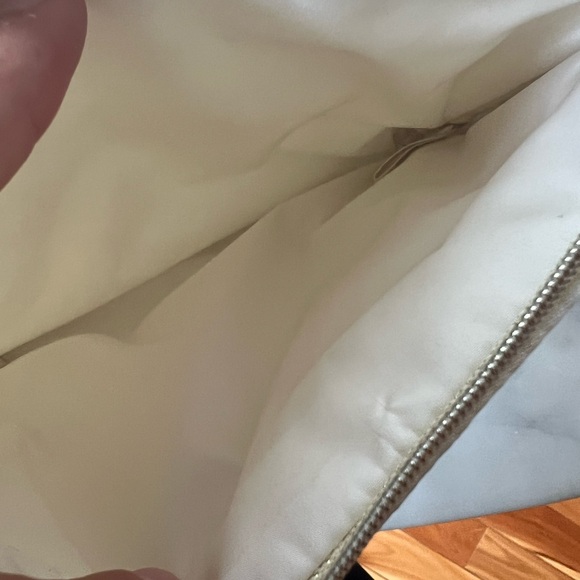 Chanel Coco Mademoiselle Cosmetic Case - Picture 6 of 6